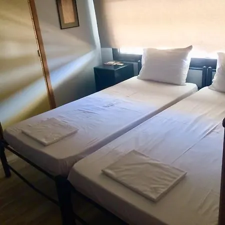 Nouvelle Ξενοδοχείο 2*