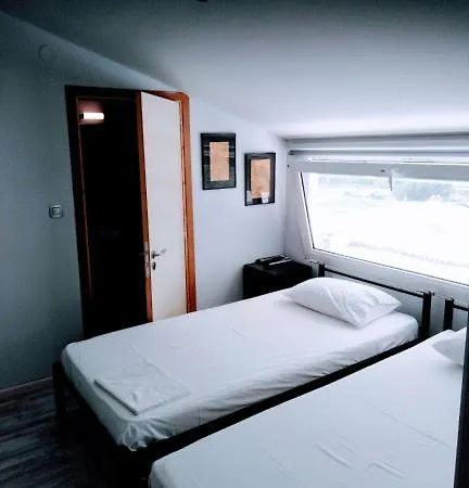 Nouvelle 2* Ωραιόκαστρο