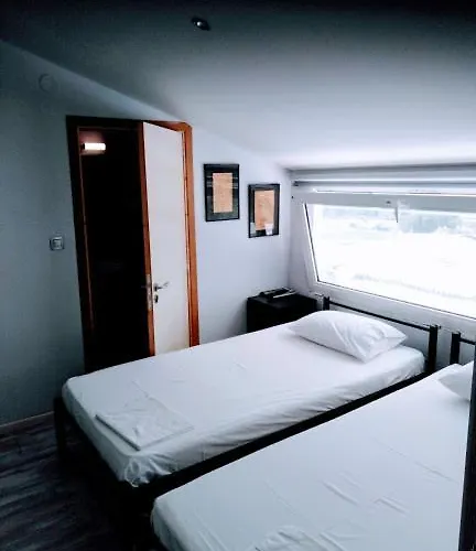 Nouvelle 2* Oraiokastro